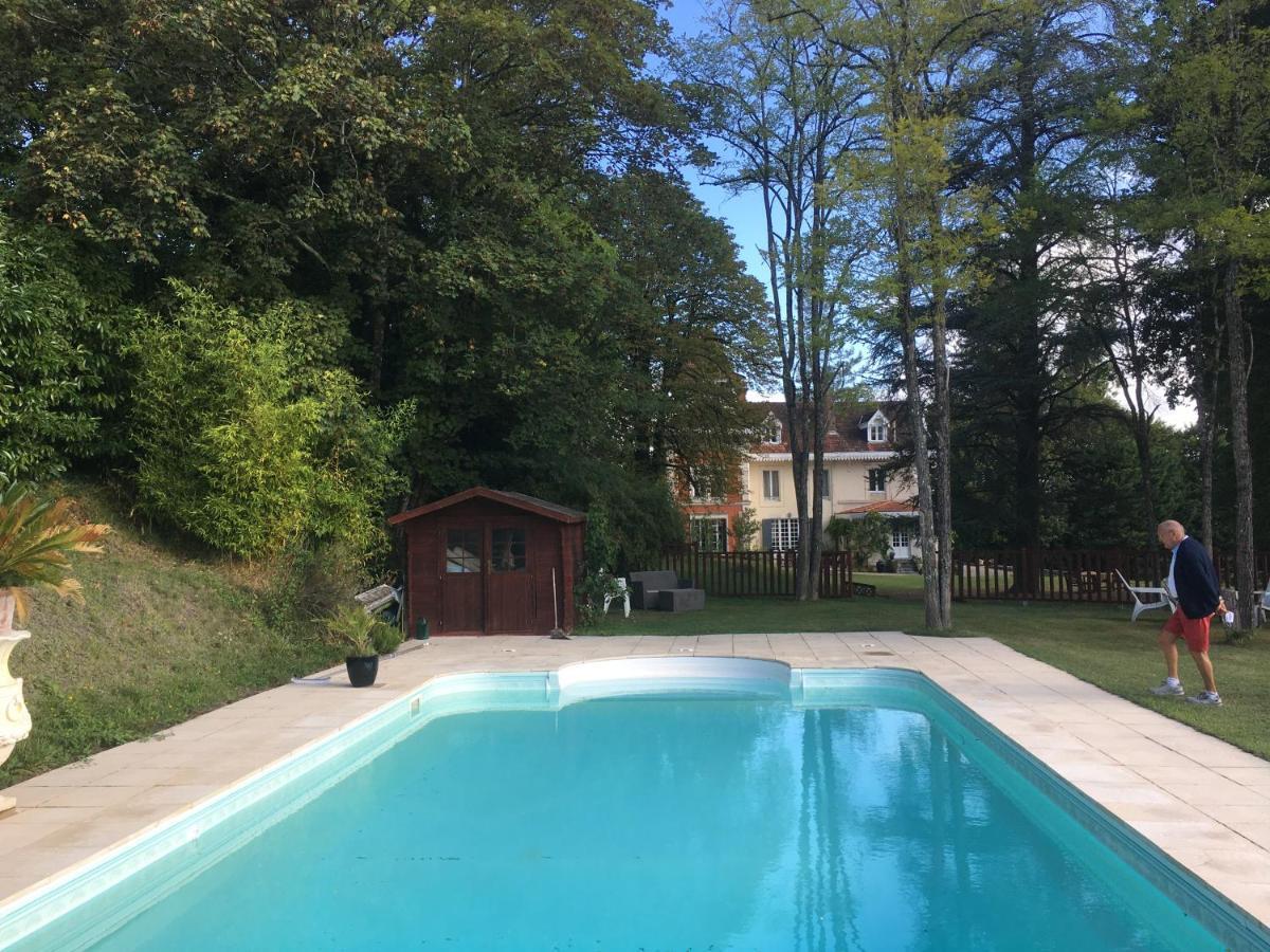 Manoir De L'Epine Saint-Séverin Exterior foto